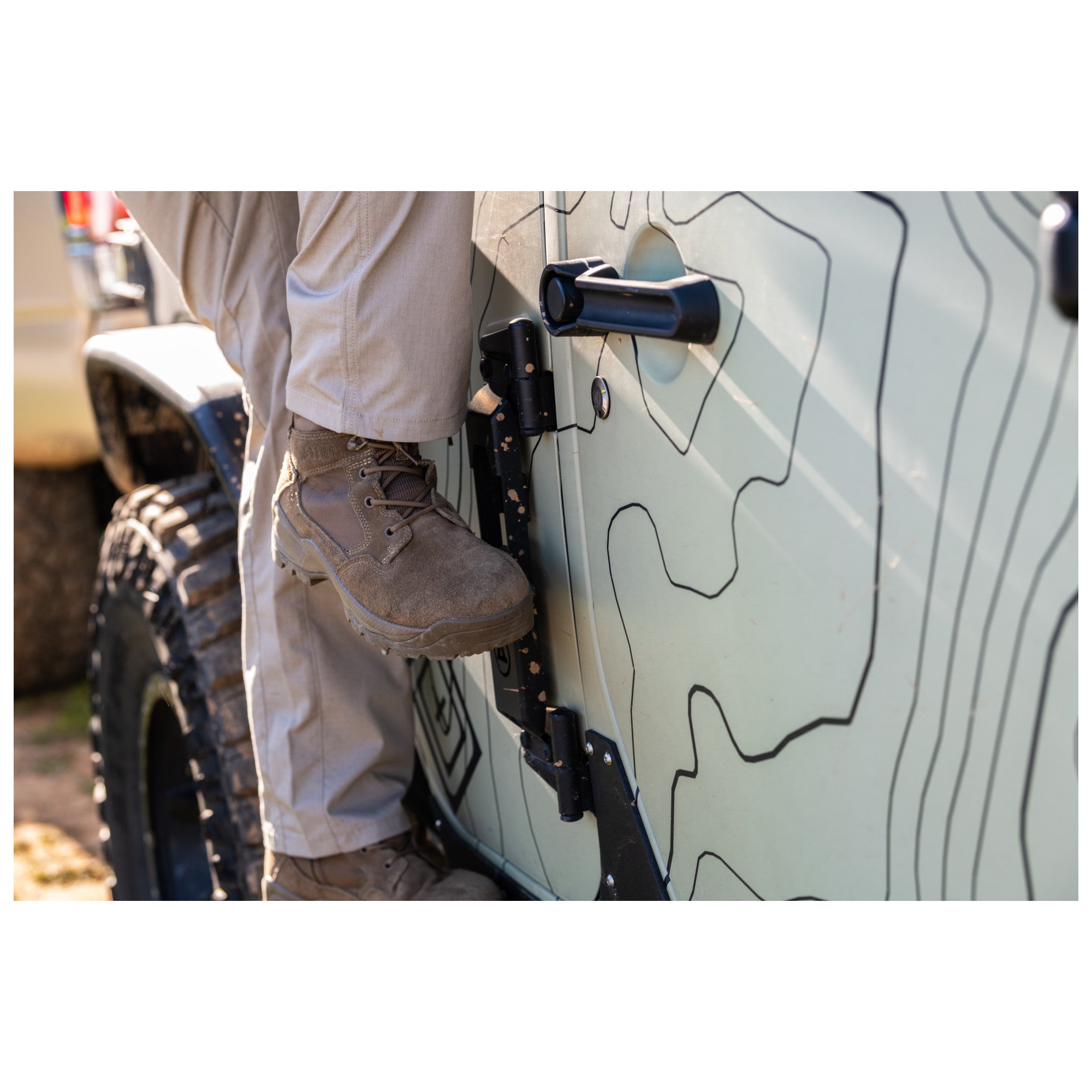 รองเท้าบูท 5.11 A.T.A.C.® 2.0 8" Side Zip Desert Boot รองเท้าหนังกลับ มีซิปข้าง