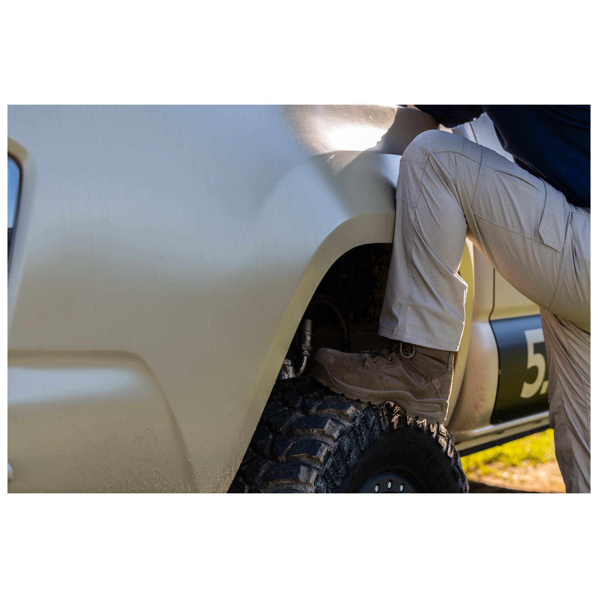 5.11 A.T.A.C.® 2.0 8" Side Zip Desert Boot