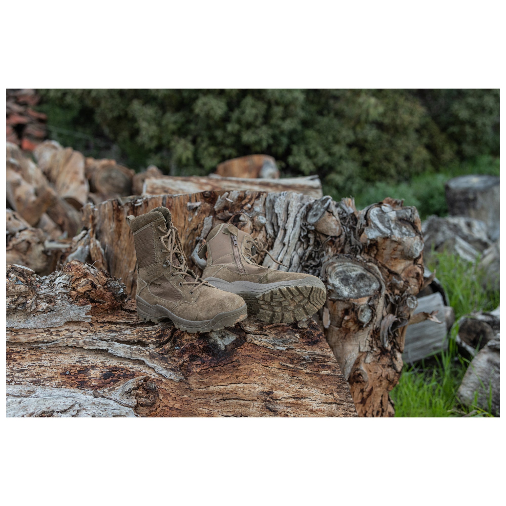 รองเท้าบูท 5.11 A.T.A.C.® 2.0 8" Side Zip Desert Boot รองเท้าหนังกลับ มีซิปข้าง