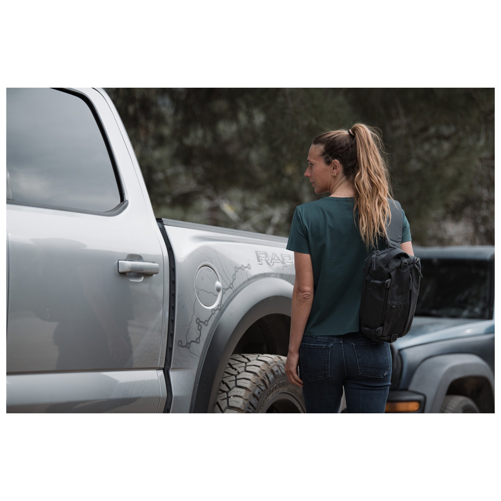 กระเป๋าสะพายเฉียง 5.11 LVC8 Sling Pack 8L