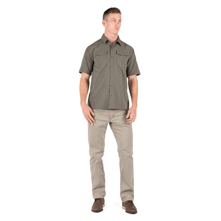 เสื้อเชิ้ตผู้ชาย 5.11 Freedom Flex Short Sleeve Shirt เสื้อเชิ้ตแขนสั้น แห้งเร็ว