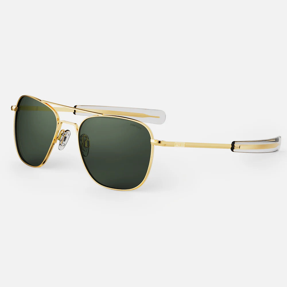 แว่นตา Randolph - Aviator 23k Gold & AGX บนพื้นหลังสีขาว