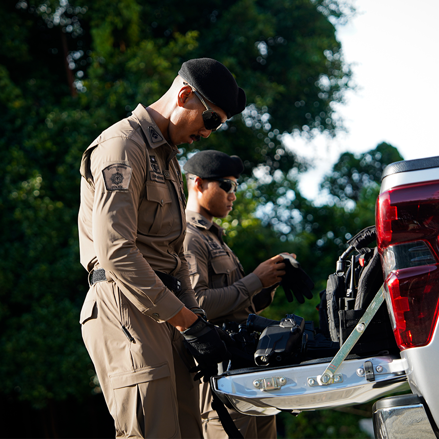 ชุดเครื่องแบบตำรวจสายตรวจ VALOR PX - Patrol Police Suit Uniform ครบชุด เสื้อ และ กางเกง