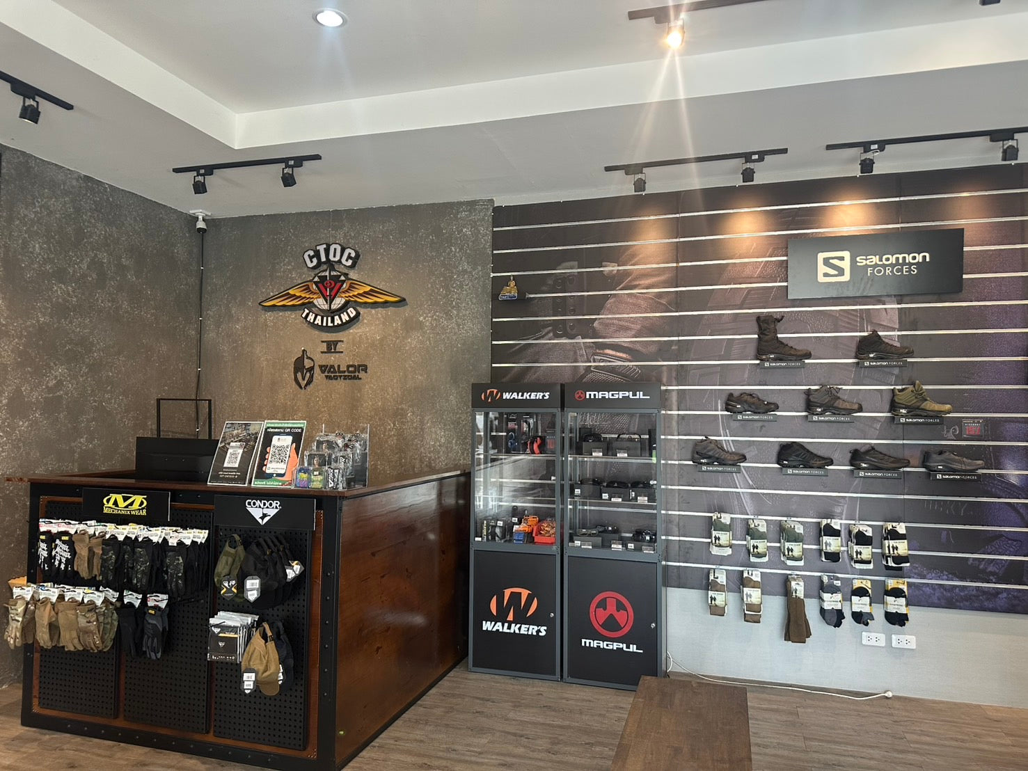 ร้าน CTOC x Valor Tactical Store