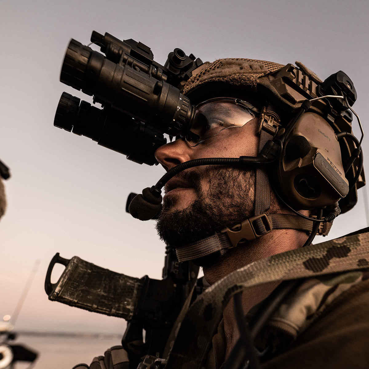 Bolle Safety รุ่น COMBAT KIT TACTICAL แว่นตา นิรภัยทหารหน่วยงาน