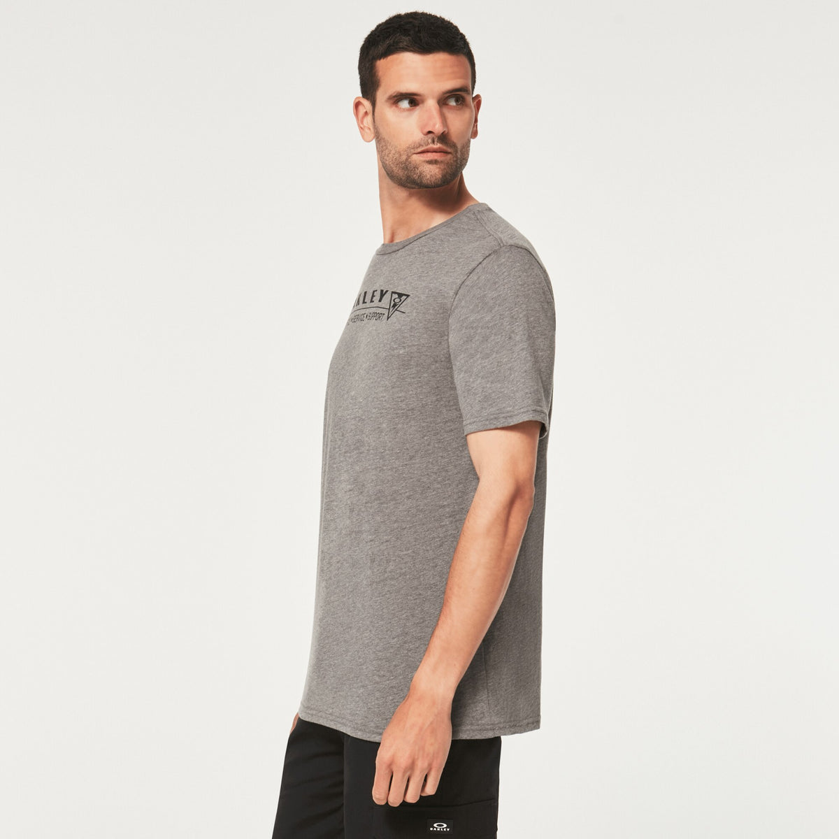 สายแบบใส่เสื้อยืด OAKLEY SI รุ่น SI Pillars Tee Athletic Heather Grey สีเทา