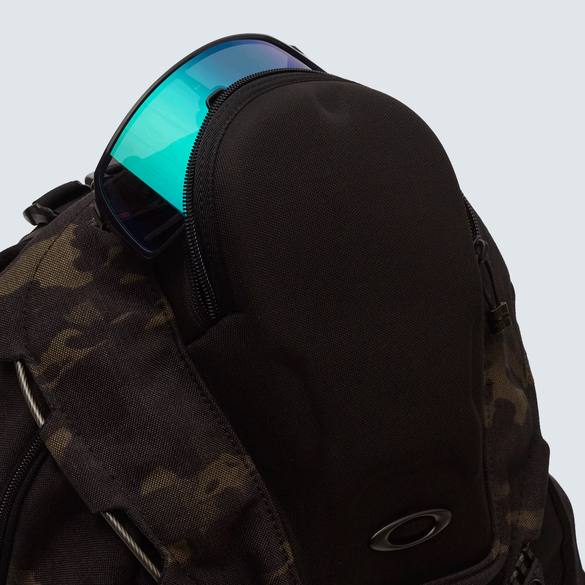 Oakley - SI KITCHEN SINK BLACK MULTICAM U ใส่อุปกรณ์ทหาร ได้เยอะ