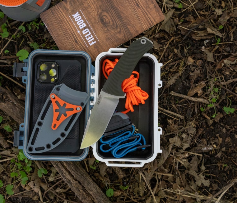 SOG Tellus FX - Olive Drab, Outdoor Use Fixed Blade Knife