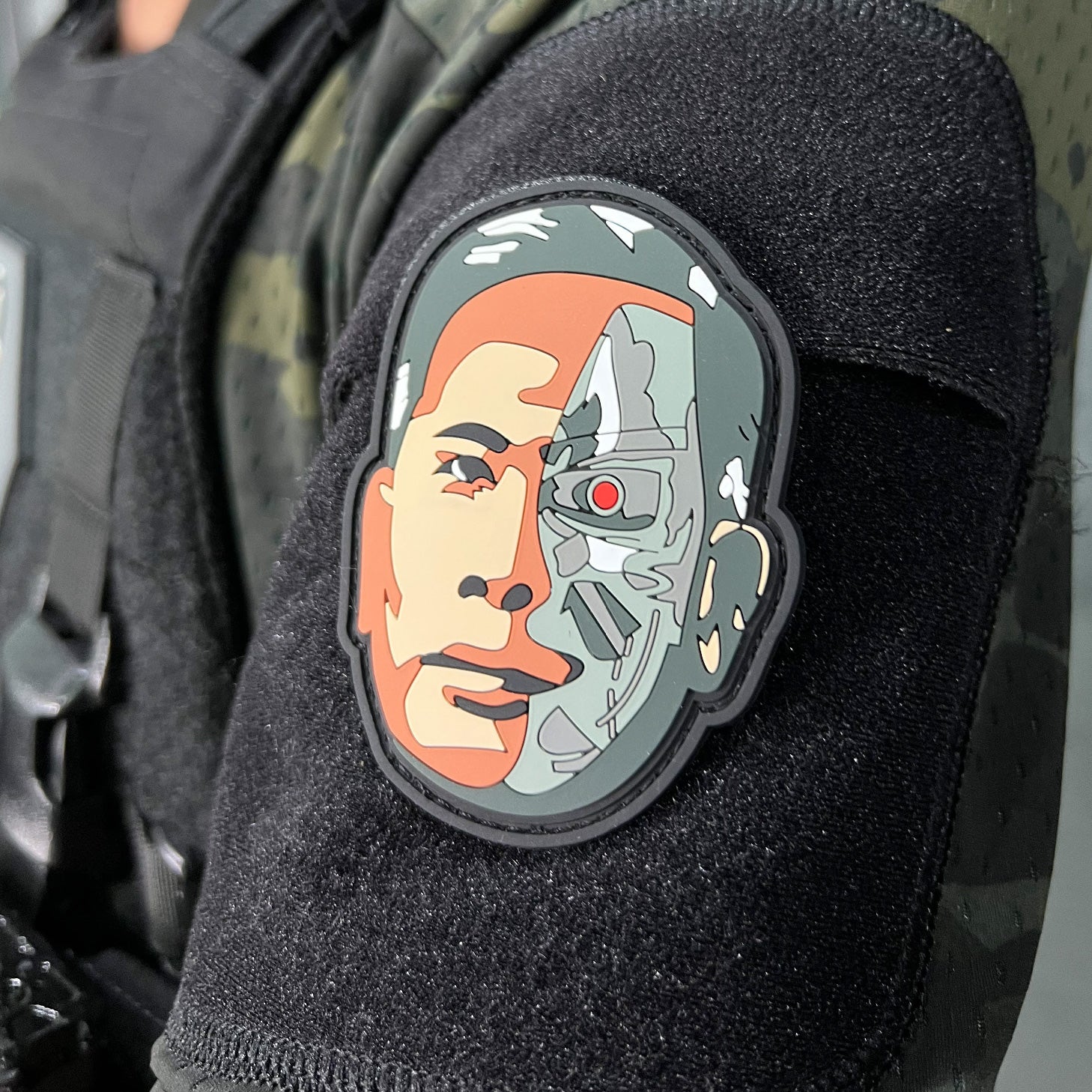 แพทซ์เวลโคร VALOR PX - PVC Patches จอมพล ป. T800 Head - Valor Story อาร์มพีวีซี ติดแขน