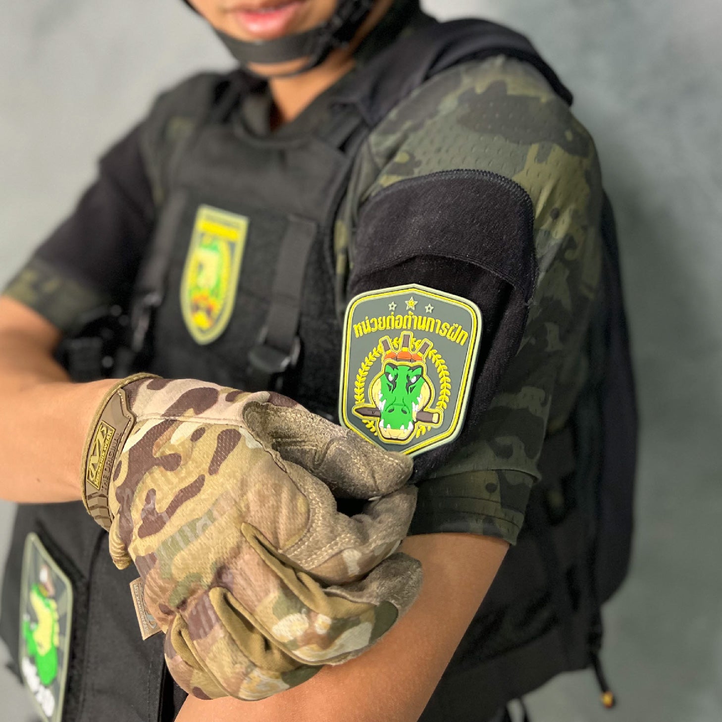 VALOR PX x หรวจลาว - PVC Patches เอาไป 2 โป้