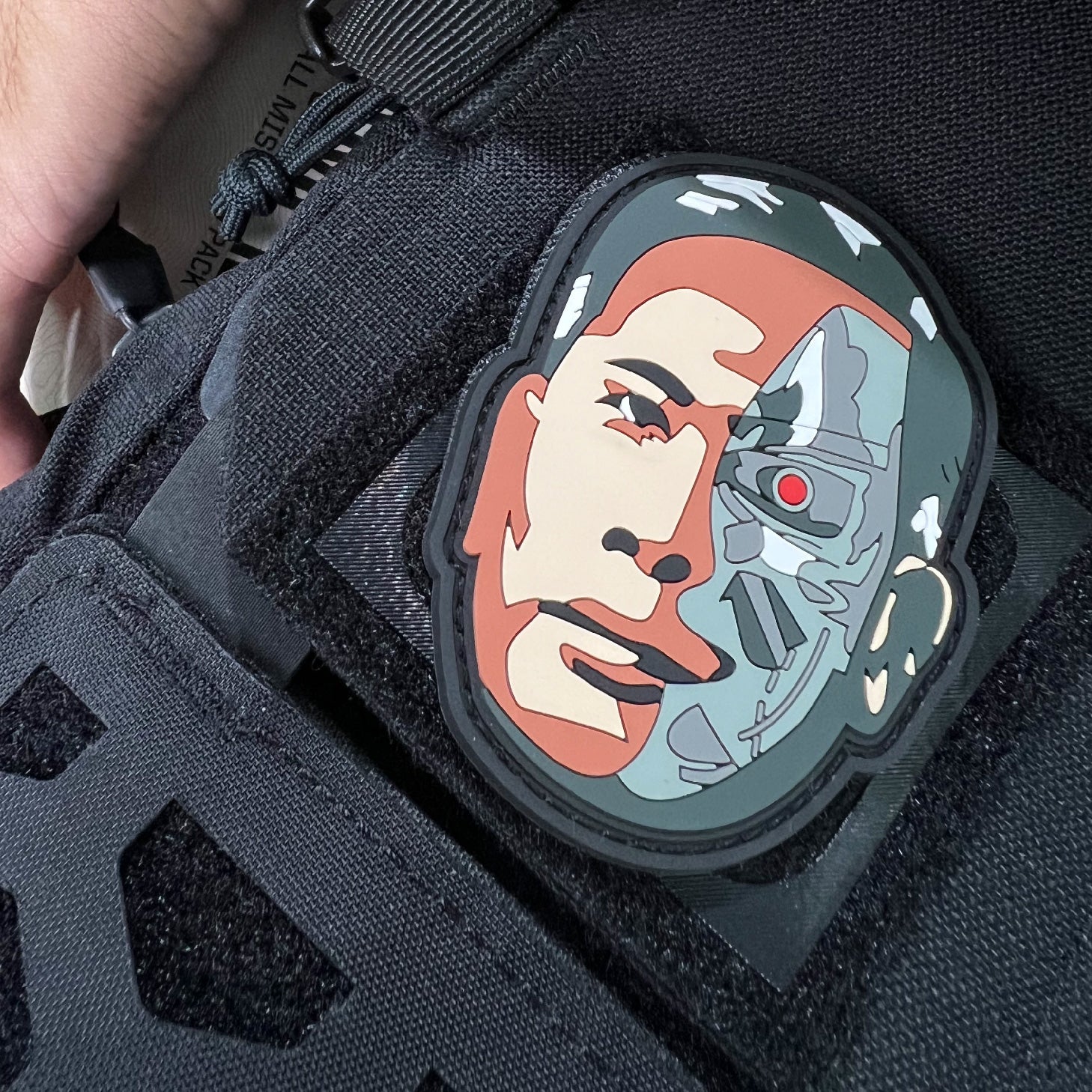 แพทซ์เวลโคร VALOR PX - PVC Patches จอมพล ป. T800 Head - Valor Story อาร์มพีวีซี ติดแขน