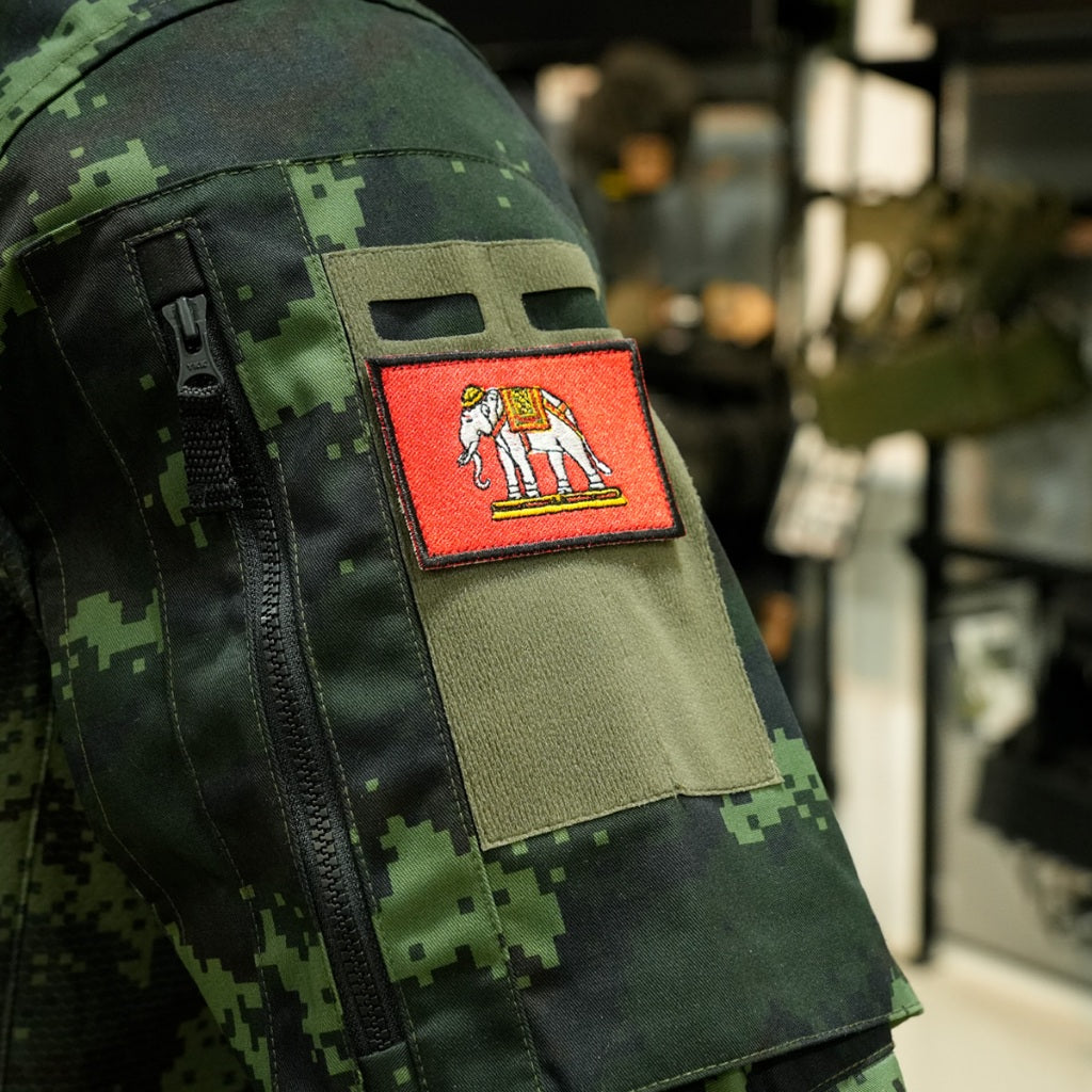 VALOR PX - Embroidered Patch Red "Thai flag"
