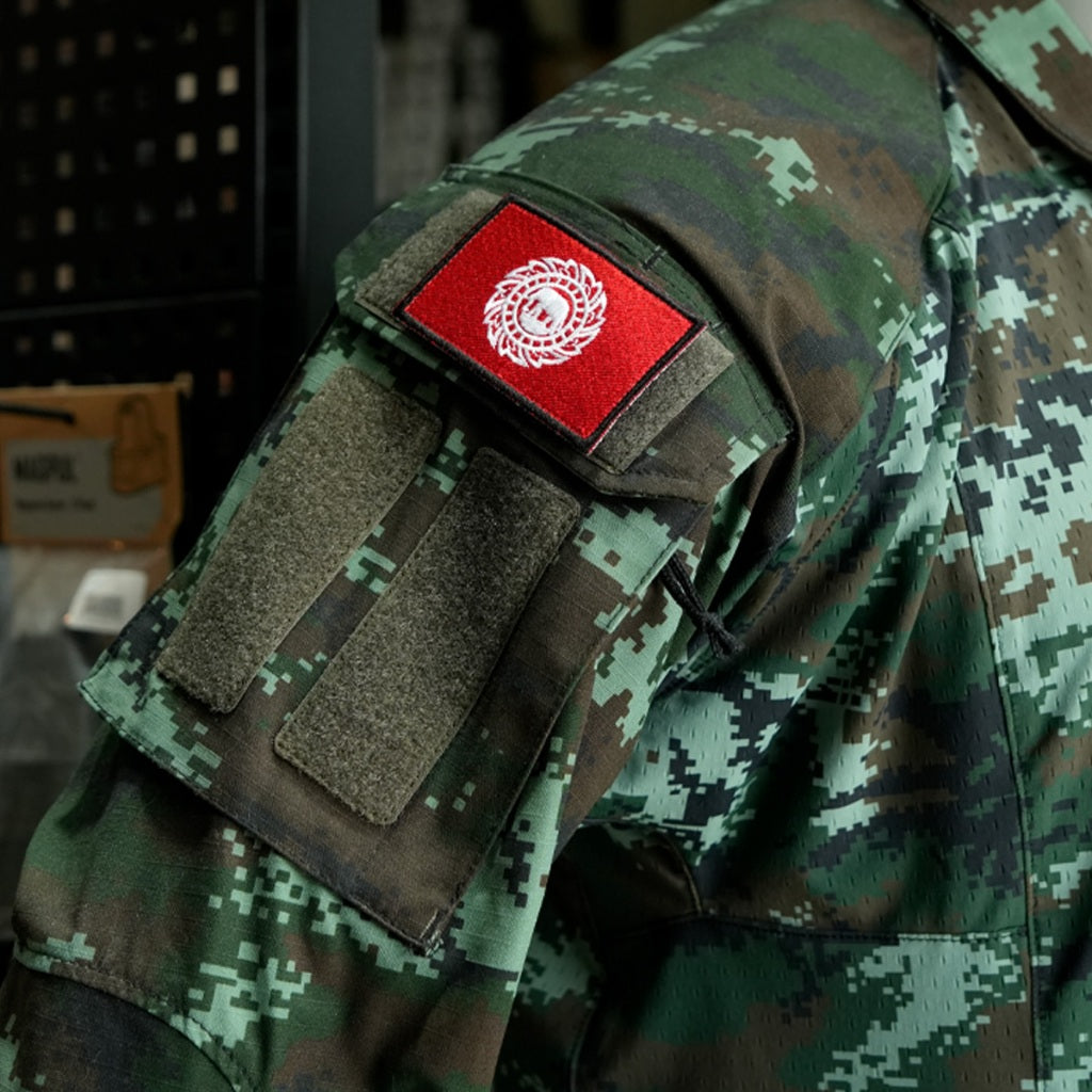 VALOR PX - Embroidered Patch Red "Thai flag"