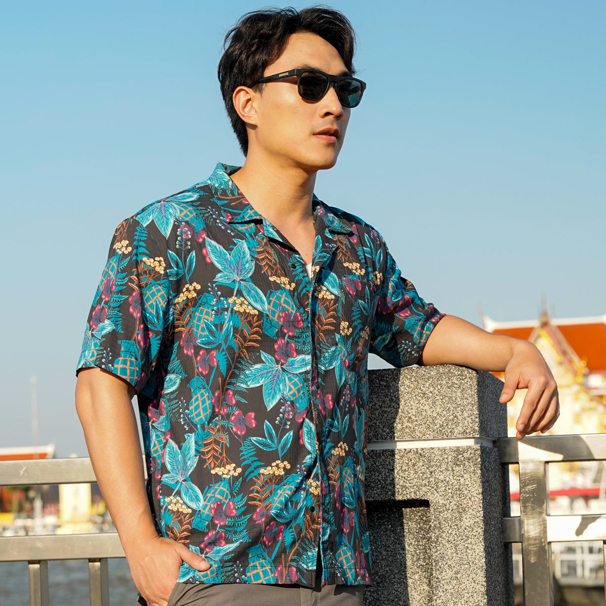 VALOR PX - Flower Bomb Hawaii Shirt