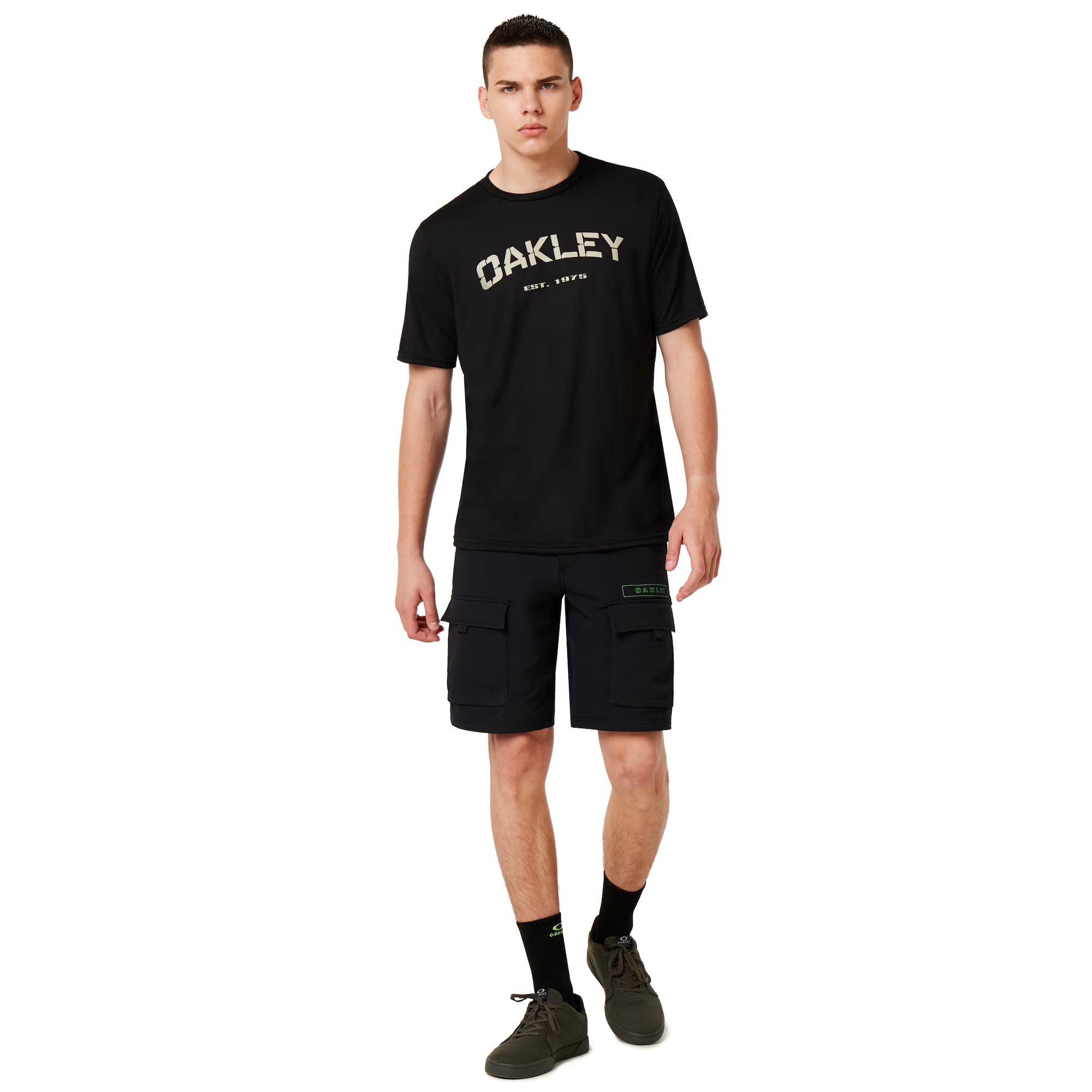 Oakley - SI INDOC TEE เสื้อสีพื้น 