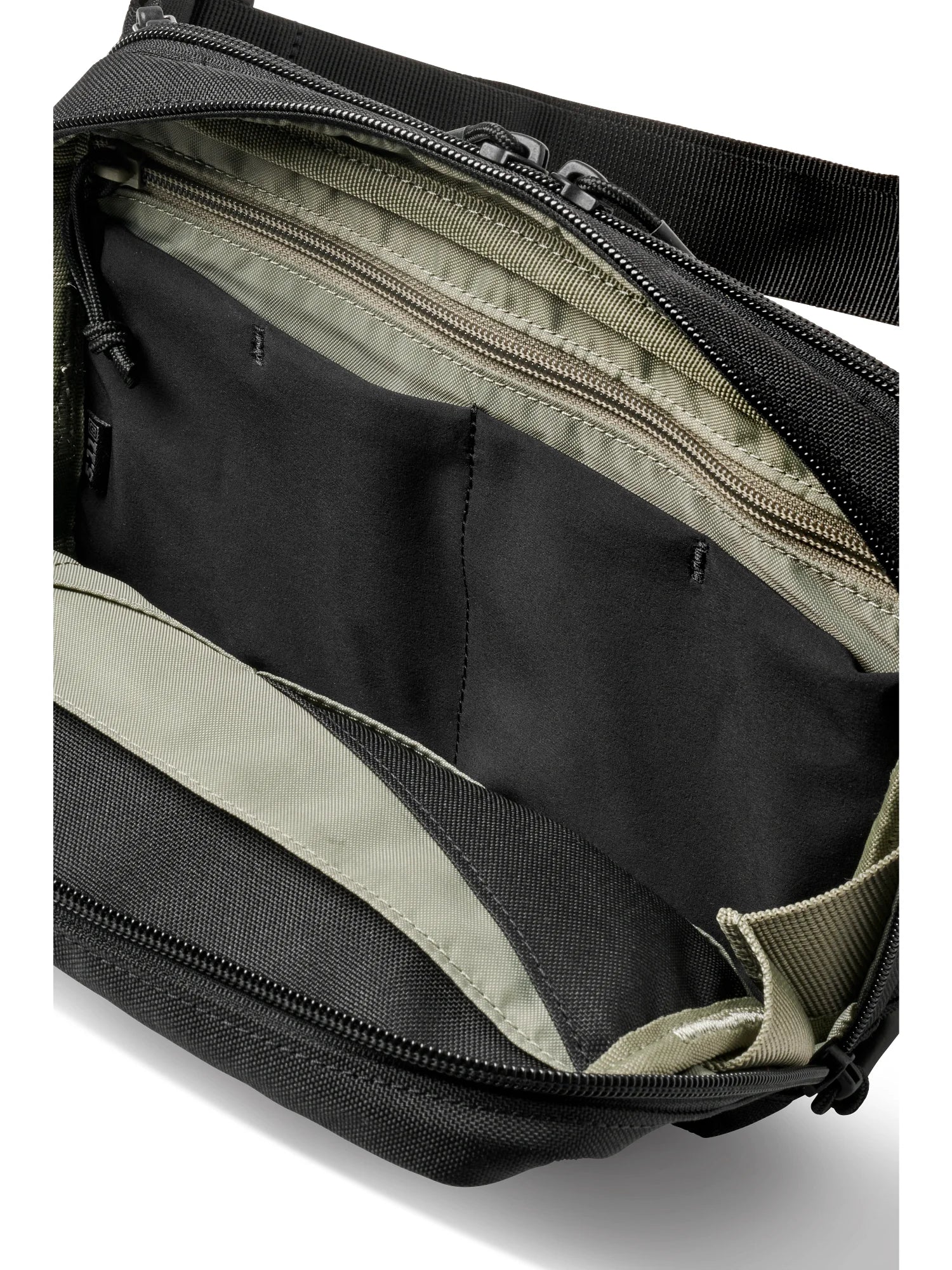 5.11 - MVR 3 in 1 3L Pouch [Black] มุมมองกระเป๋าด้านใน เห็นสีและซิปจัดเจน