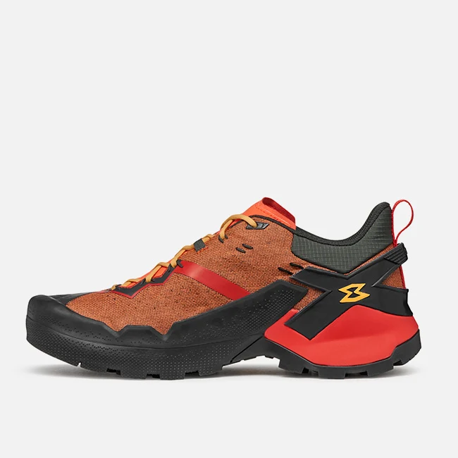 GARMONT - 9.81 ONYX GTX [Raven Black/Firecracker Orange]