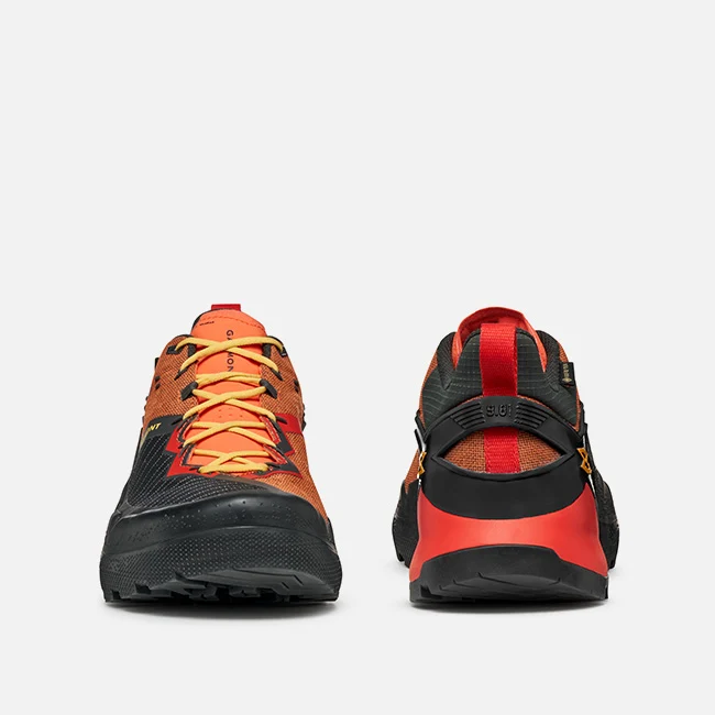 GARMONT - 9.81 ONYX GTX [Raven Black/Firecracker Orange]