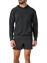5.11 - Cirrux Hoodie เสื้อแขนยาวสีดำ ใส่โดยนายแบบหุ่นดี