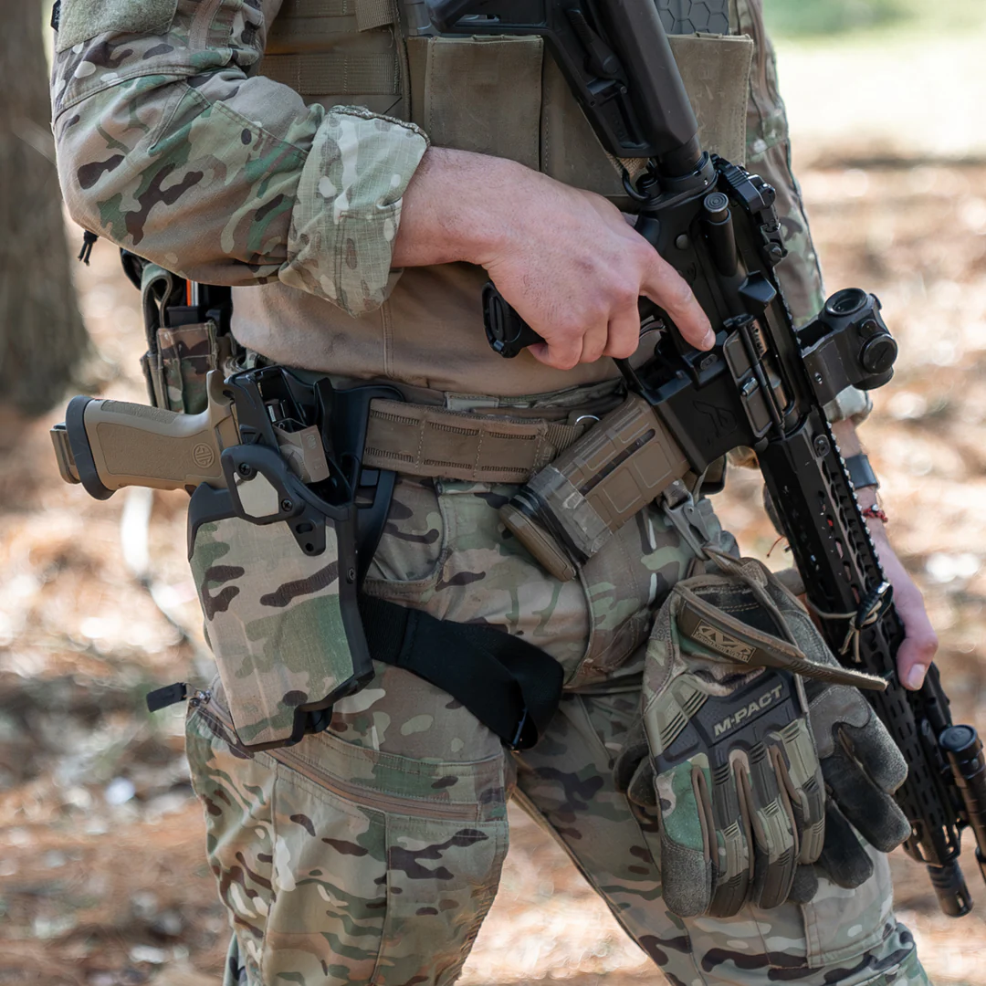 Bladetech - Valor Duty Holster with Level 3 Retention Right Hand