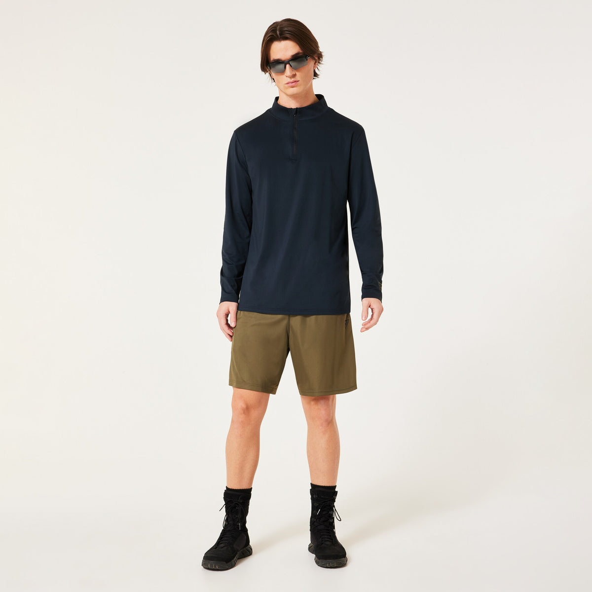 OAKLEY SI - SI Strong Hoodie [BLACKOUT] เสื้อแขนยาว มุมมองภาพด้านหน้า 