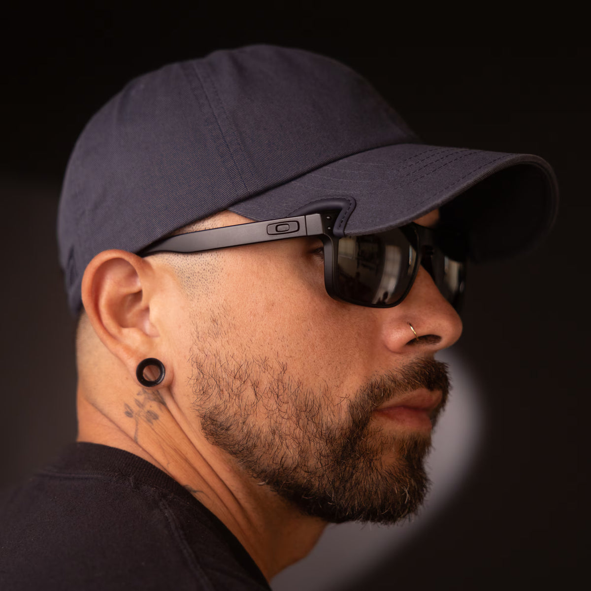 OAKLEY SI รุ่น SI Notch Hat Black หมวก ที่ใช่งานได้แม้ใส่แว่นตา