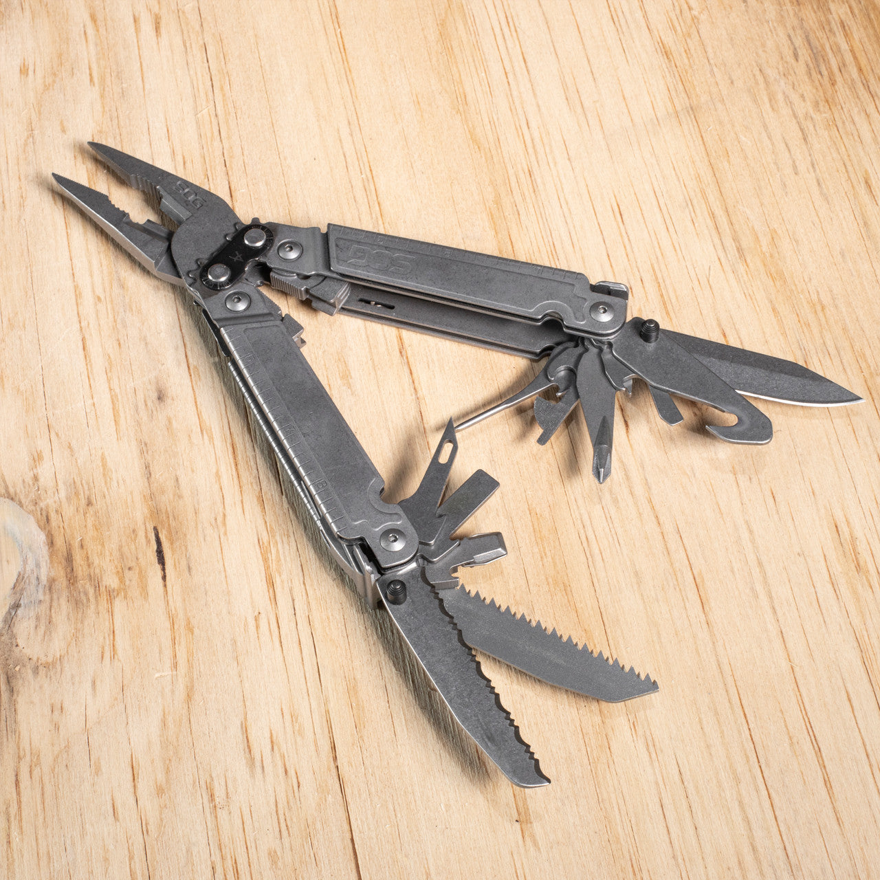 SOG PowerAccess Assist MT - Stonewash, Daily Multi-Tool