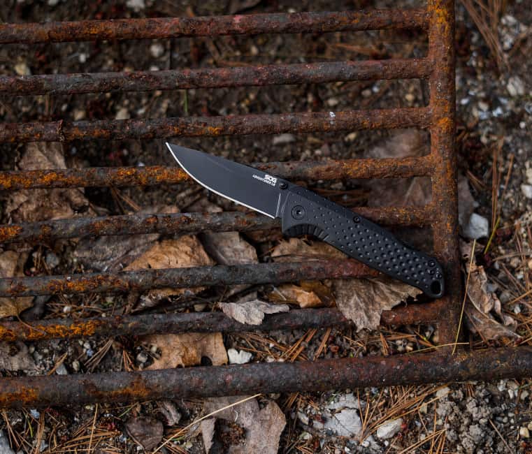 SOG Adventurer LB - Blackout, Outdoor Use Folding Knife