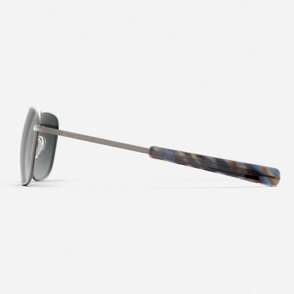 Randolph รุ่น Aviator Satin Gunmetal & Slate เมื่อมองจากด้านข้าง 