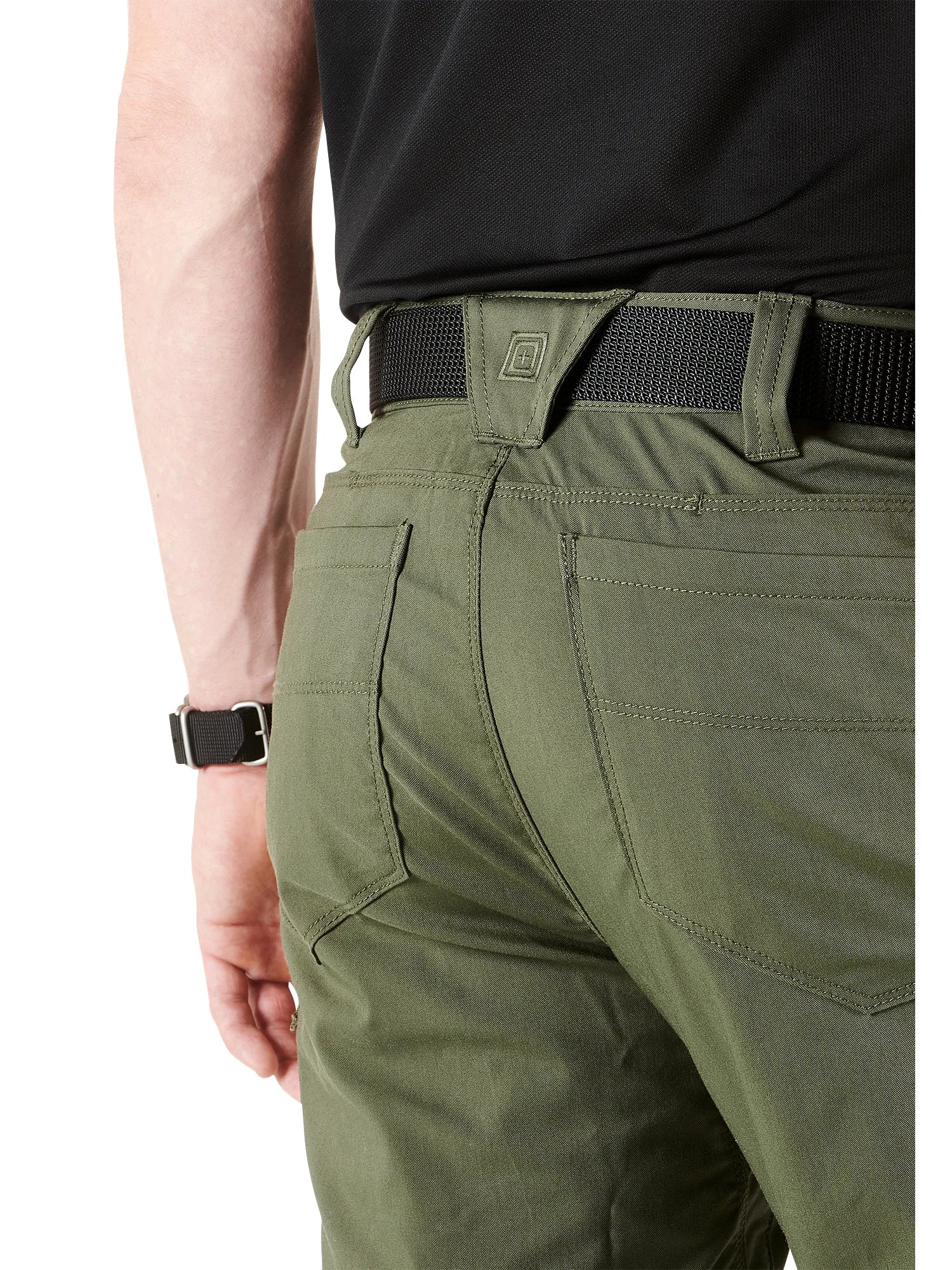 5.11 Men’s Regular Fit Stretch APEX® Cargo Pant