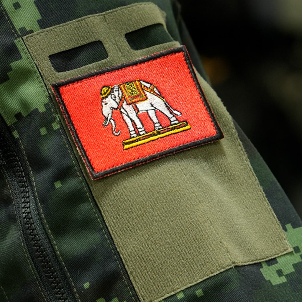 VALOR PX - Embroidered Patch Red "Thai flag"