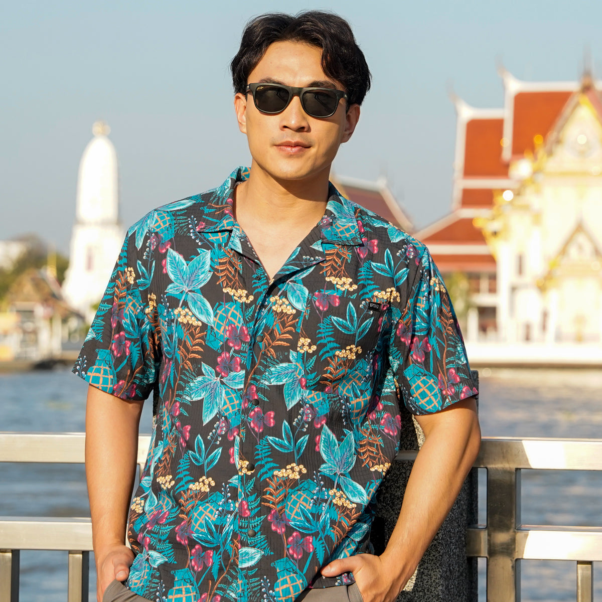 VALOR PX - Flower Bomb Hawaii Shirt