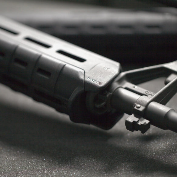 Magpul - MOE M-LOK Hand Guard, Carbine-Length – AR15/M4 [BLK]